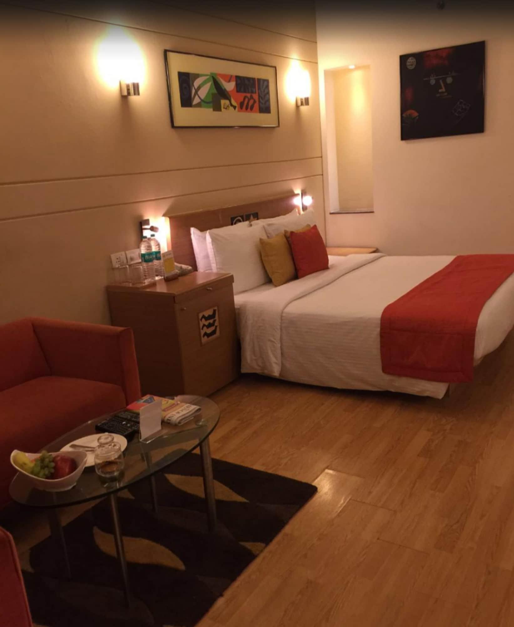 Lemon Tree Hotel, Gachibowli, Hyderabad Exterior photo
